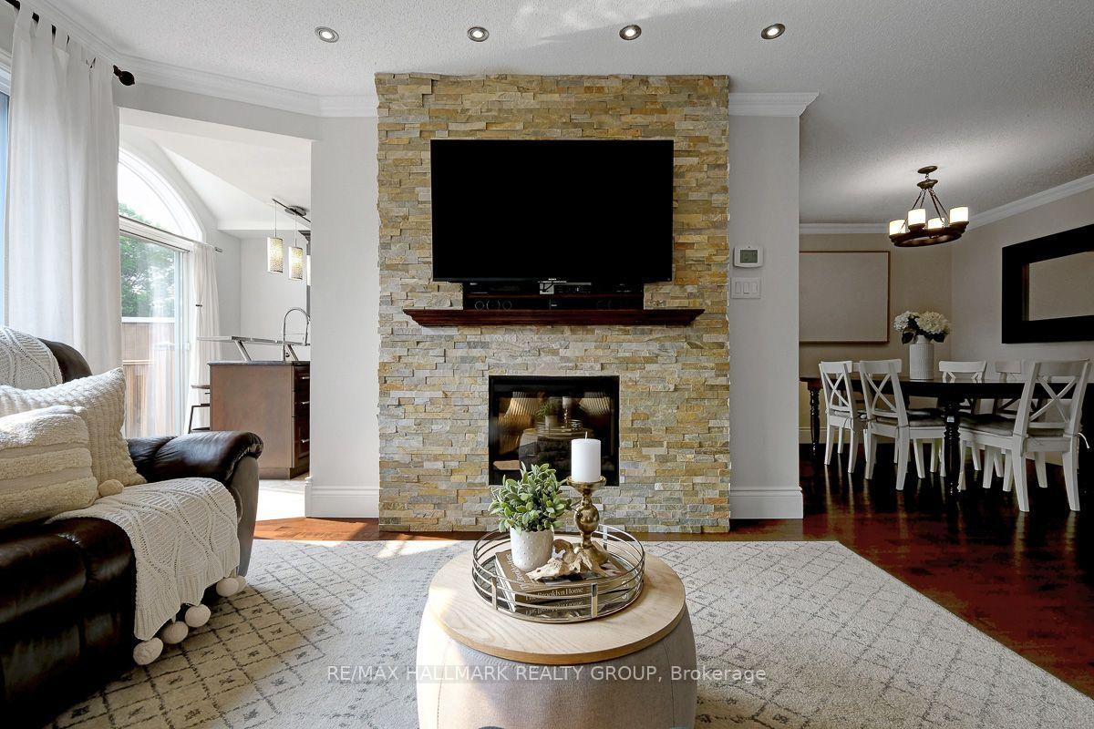 Photo 11 of 6252 Sablewood Place, Ottawa, Chapel Hill — HOMEH