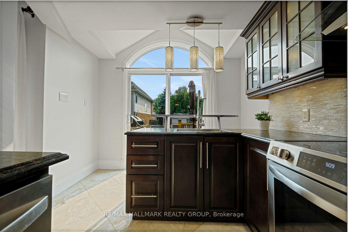 Photo 24 of 6252 Sablewood Place, Ottawa, Chapel Hill — HOMEH