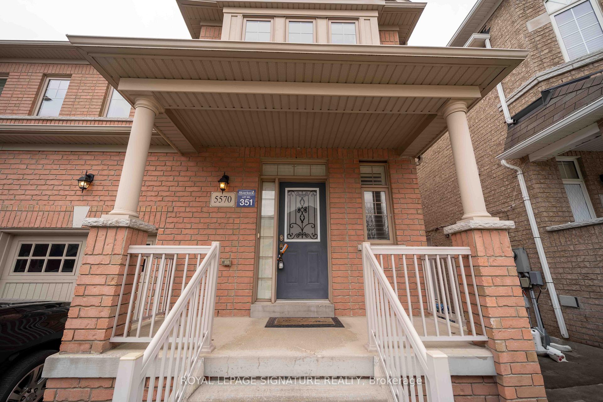 Front of 5570 Meadowcrest Avenue