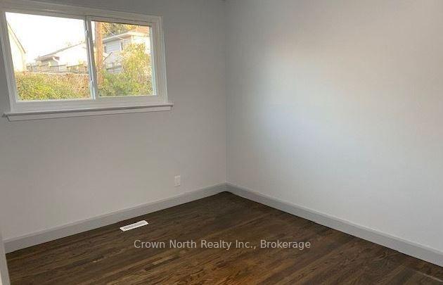 Photo 4 of 889 Liverpool Road, Pickering, Bay Ridges — HOMEH