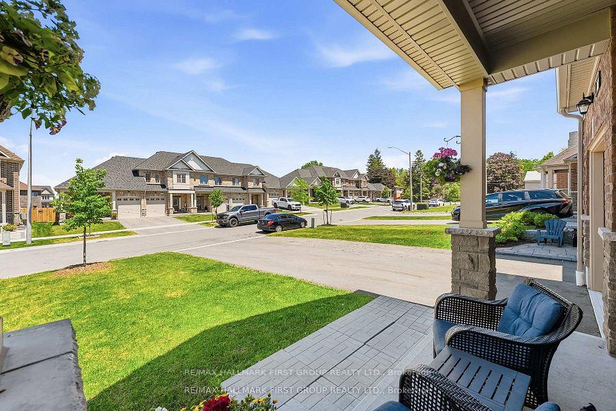 Photo 11 of 38 Southampton Street, Scugog, Port Perry — HOMEH