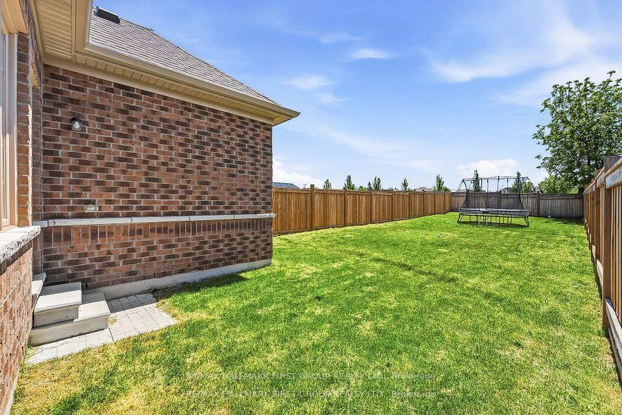 Photo 37 of 38 Southampton Street, Scugog, Port Perry — HOMEH
