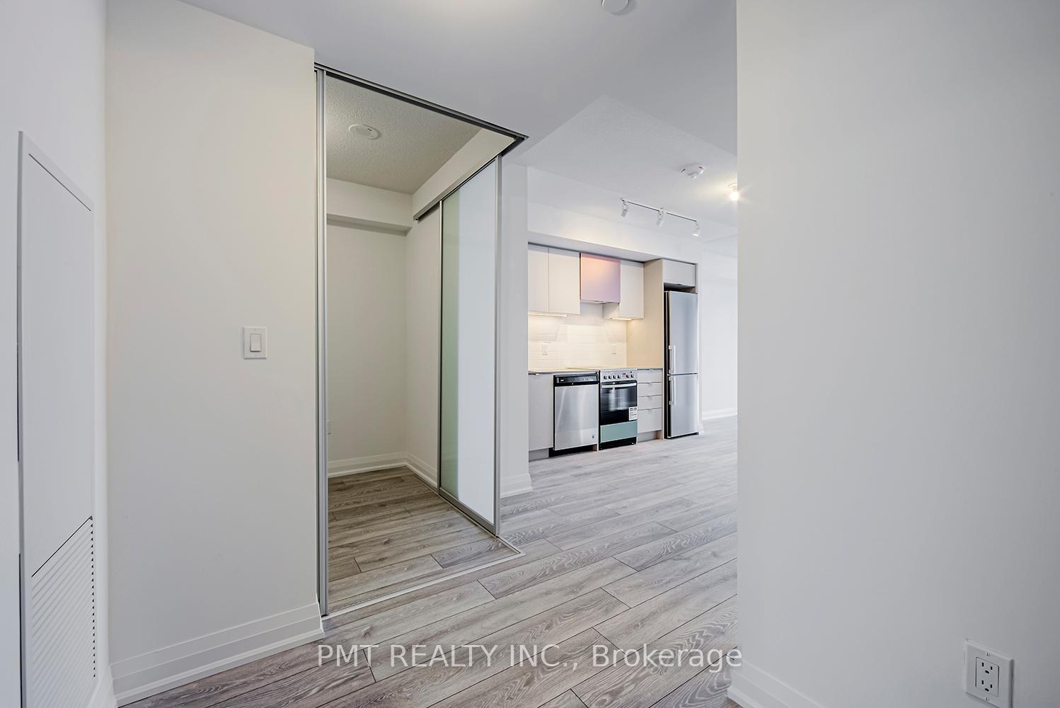 Photo 3 of Unit 2001, 30 Gibbs Road, Etobicoke, Islington-City Centre West — HOMEH