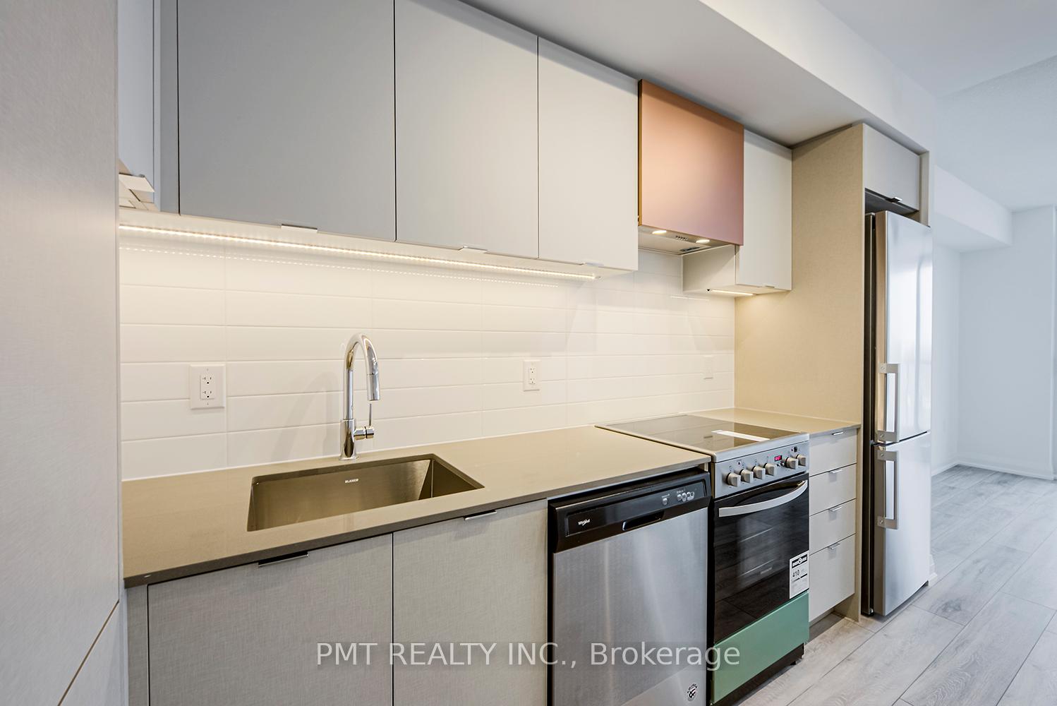 Photo 5 of Unit 2001, 30 Gibbs Road, Etobicoke, Islington-City Centre West — HOMEH