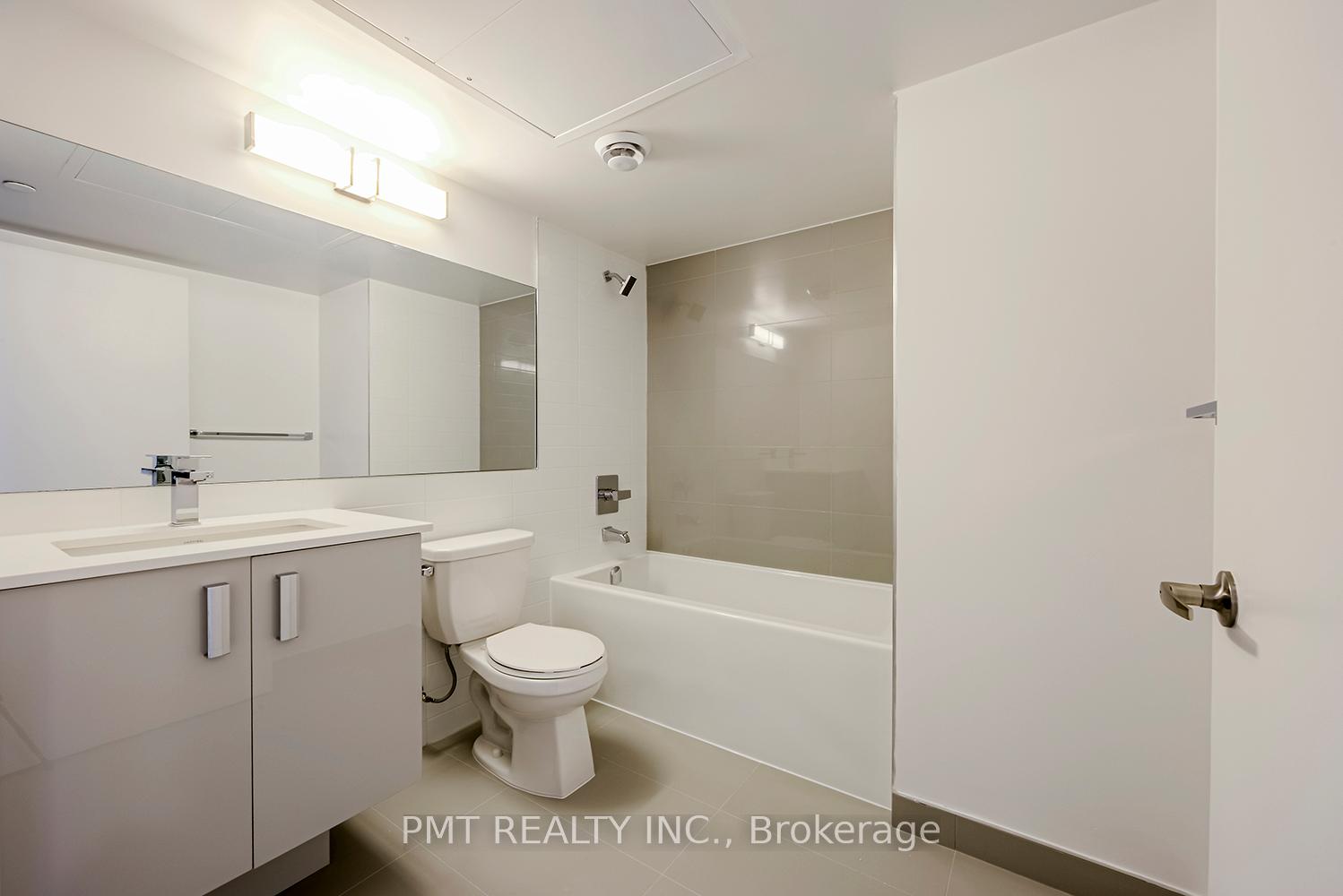 Photo 27 of Unit 2001, 30 Gibbs Road, Etobicoke, Islington-City Centre West — HOMEH