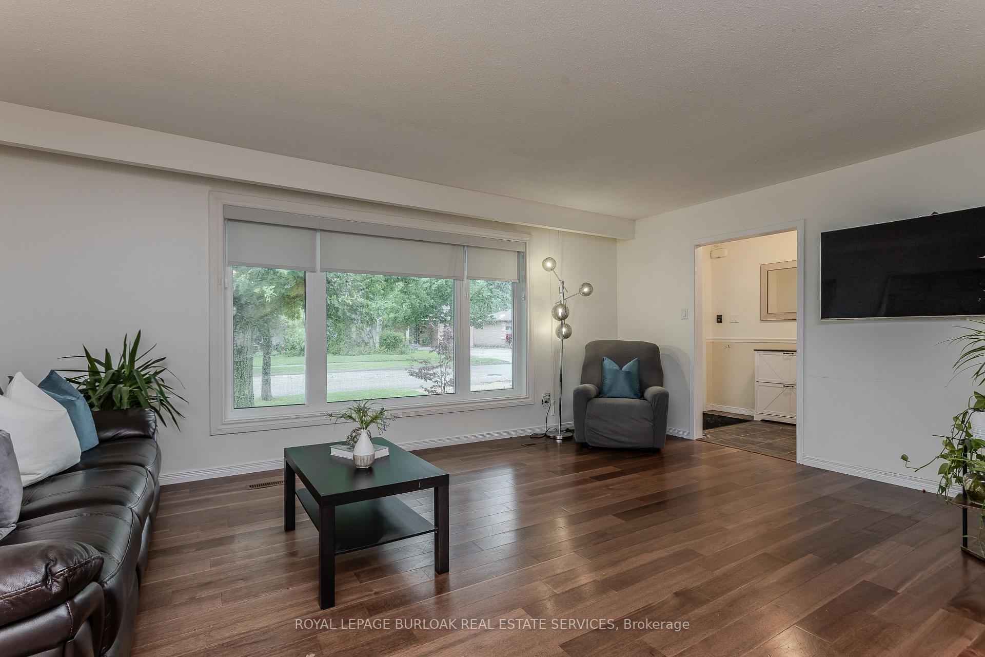 Photo 12 of 3128 Centennial Drive, Burlington, Palmer — HOMEH