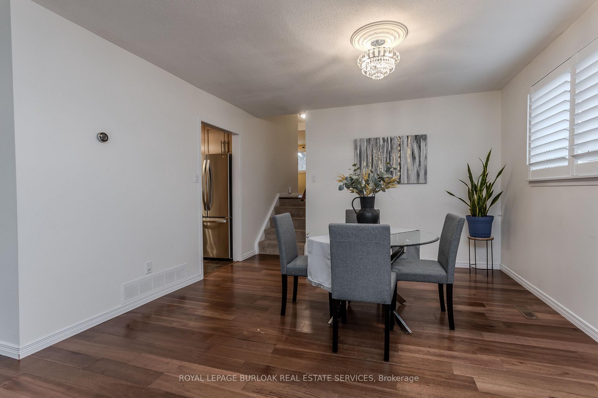 Photo 16 of 3128 Centennial Drive, Burlington, Palmer — HOMEH