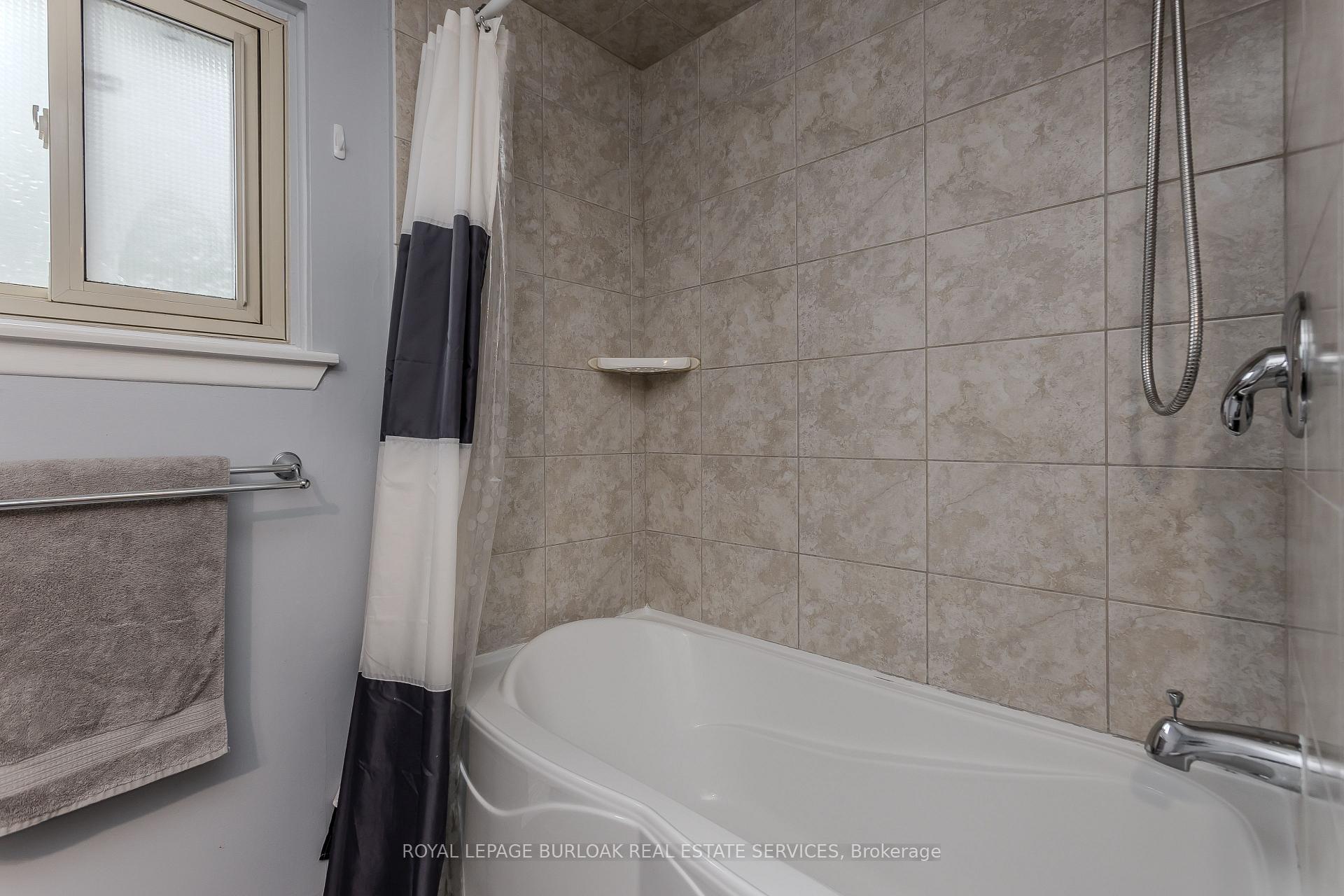 Photo 26 of 3128 Centennial Drive, Burlington, Palmer — HOMEH