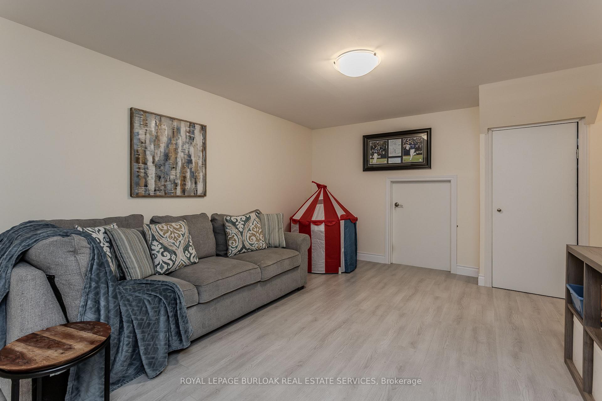 Photo 34 of 3128 Centennial Drive, Burlington, Palmer — HOMEH