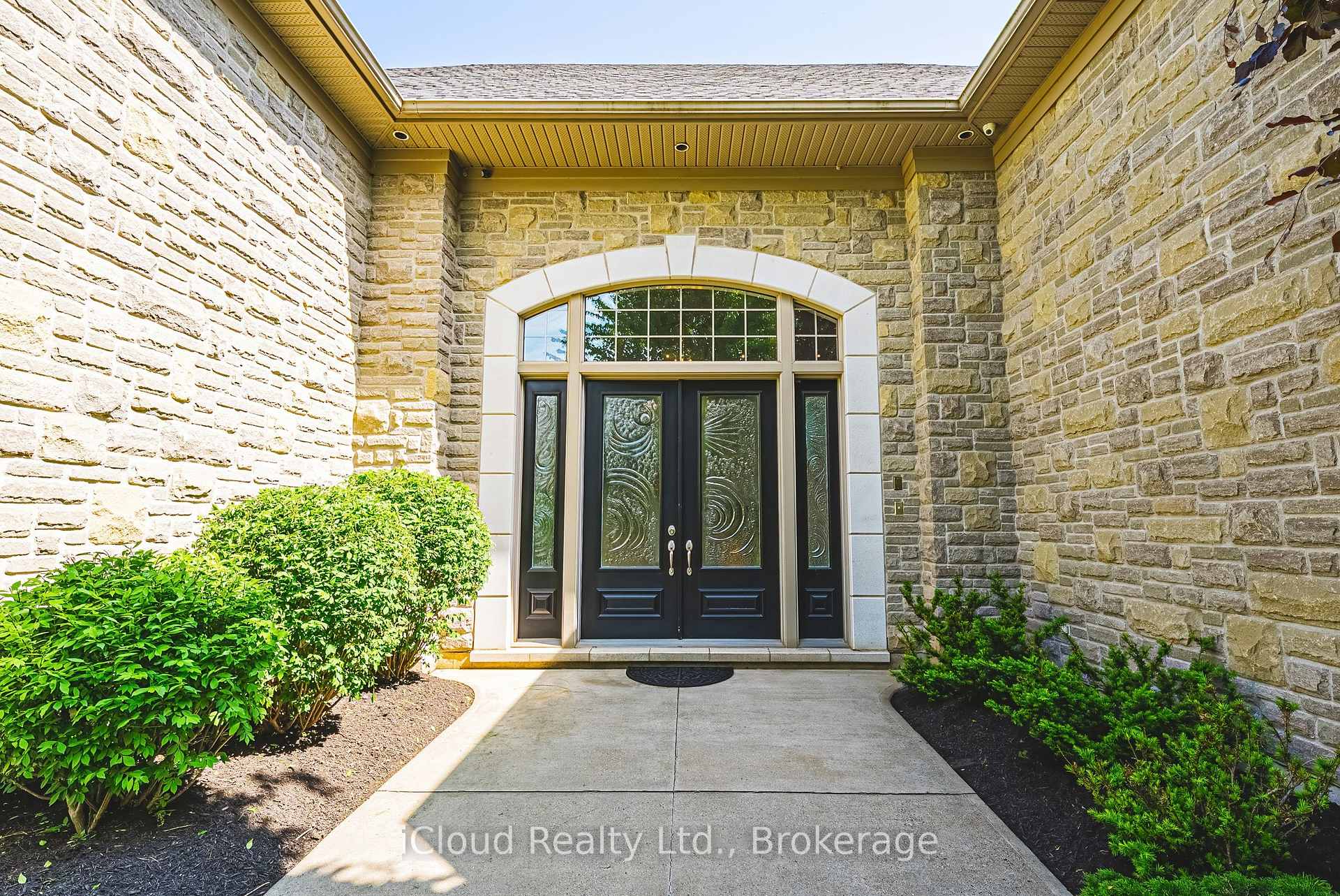 Photo 6 of 845 Hidden Valley Road, Kitchener, Hidden Valley — HOMEH