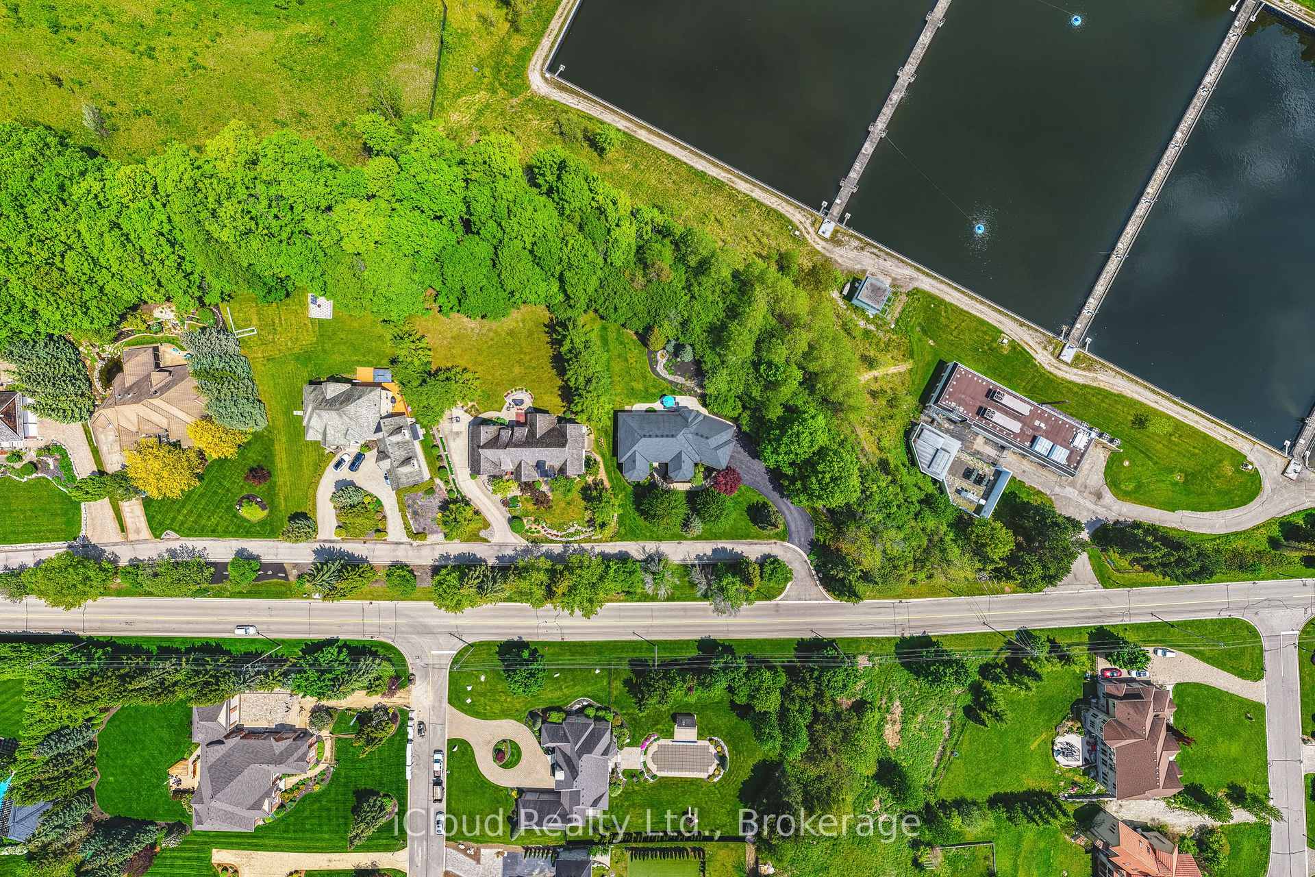 Photo 44 of 845 Hidden Valley Road, Kitchener, Hidden Valley — HOMEH