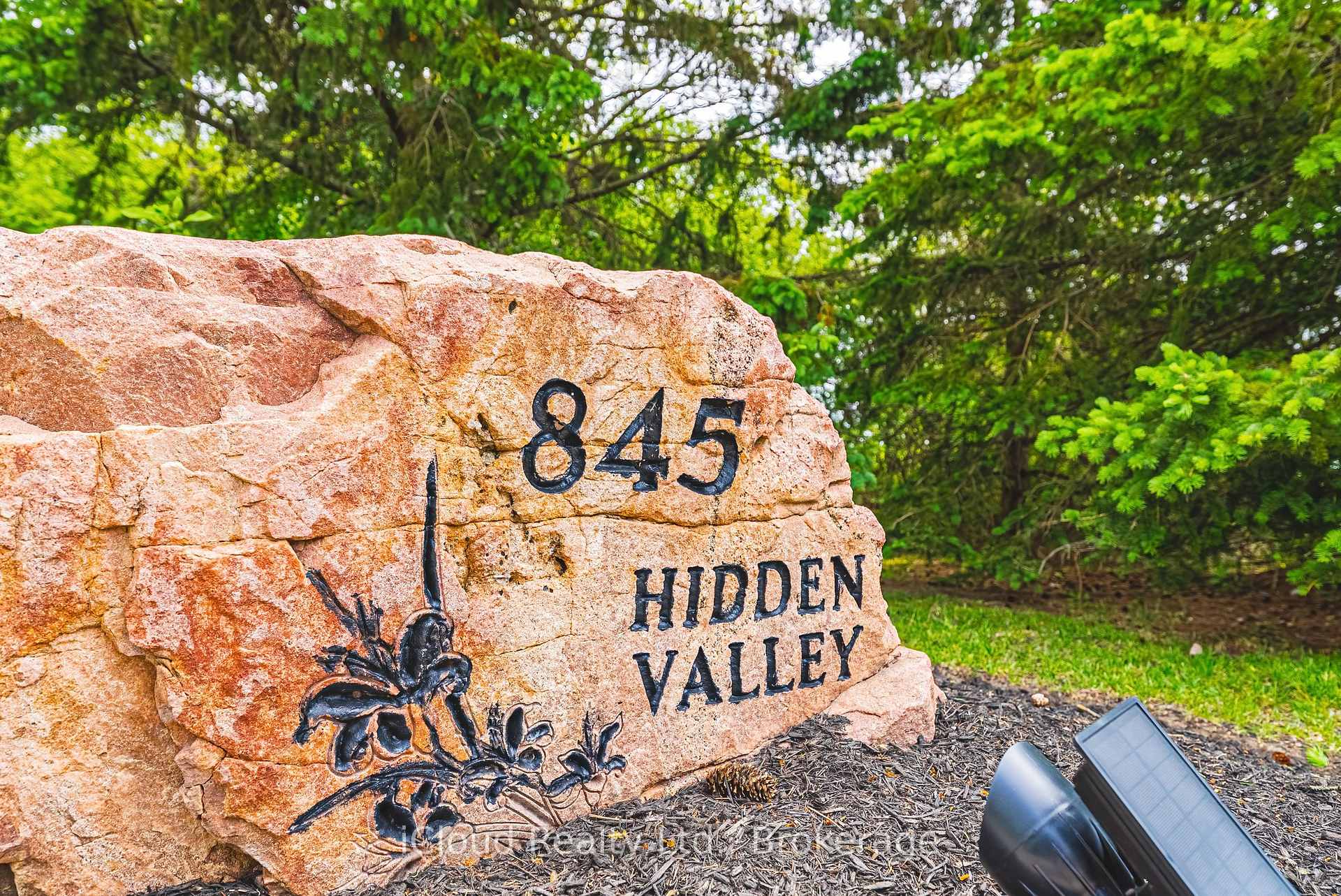 Photo 46 of 845 Hidden Valley Road, Kitchener, Hidden Valley — HOMEH