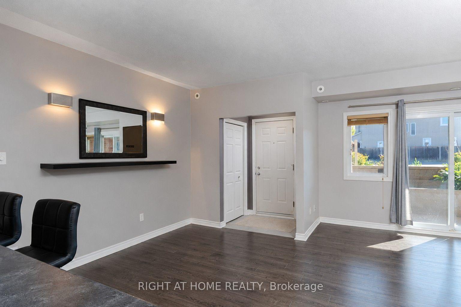 Photo 5 of Unit 3, 165 Waterbridge Drive, Ottawa, Barrhaven East — HOMEH