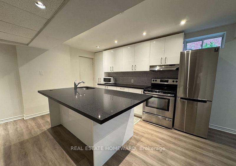 Photo 4 of Unit W/O, 121 Primeau Drive, Aurora, Aurora Grove — HOMEH