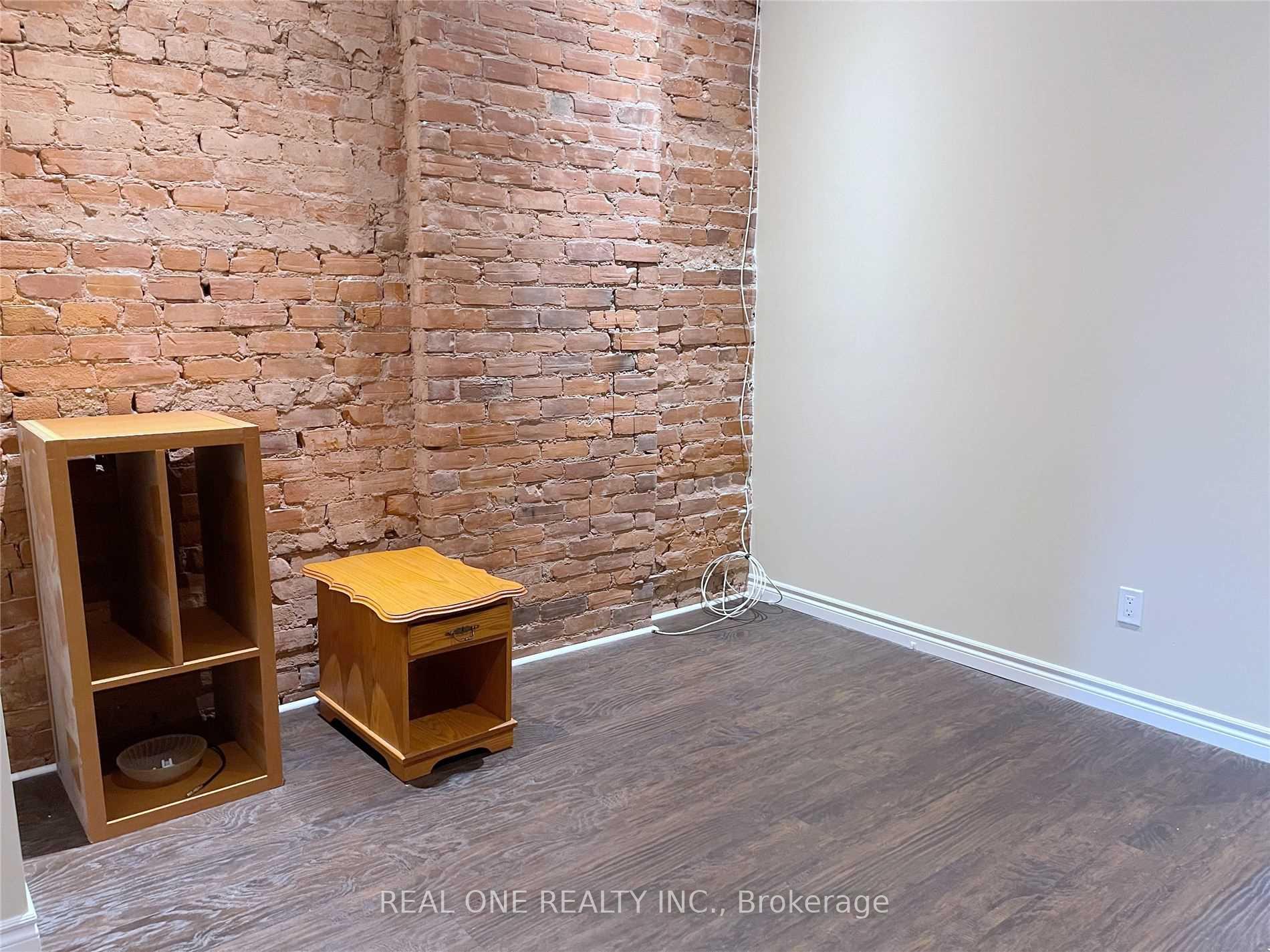 Photo 5 of Unit 2, 173 King Street E, Hamilton, Beasley — HOMEH