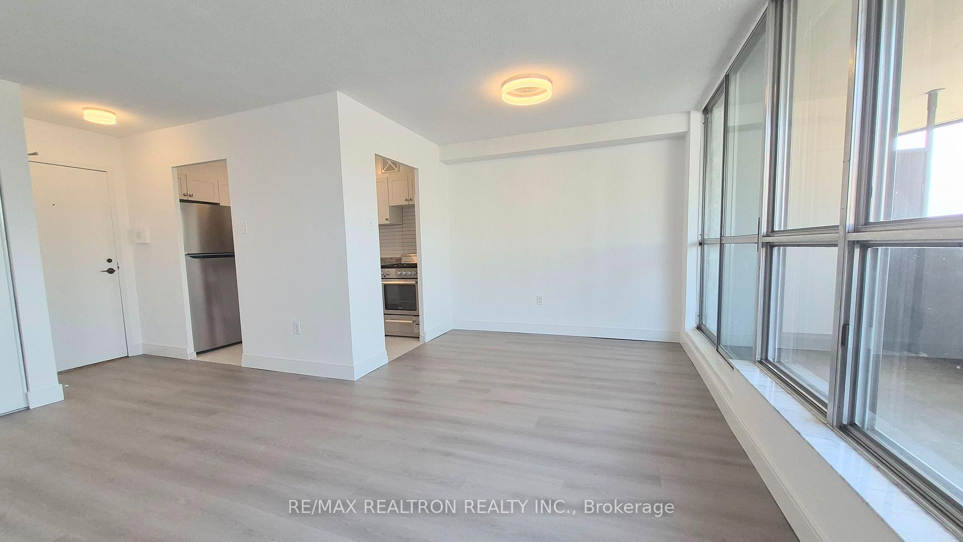 Photo 3 of Unit 307, 21 Vaughan Road, Toronto, Wychwood — HOMEH
