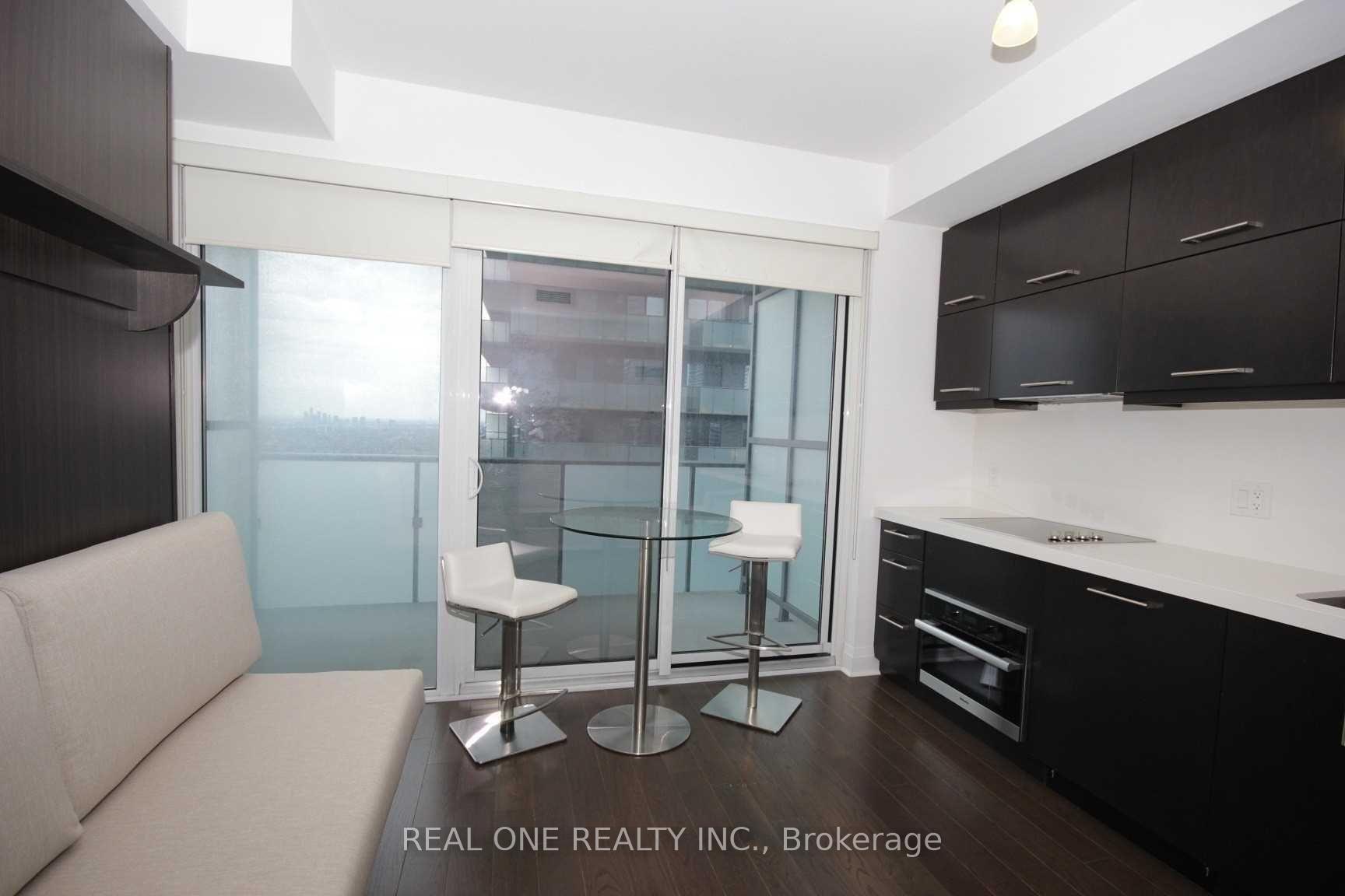 Photo 4 of Unit 3307, 1080 Bay Street, Toronto, Bay Street Corridor — HOMEH