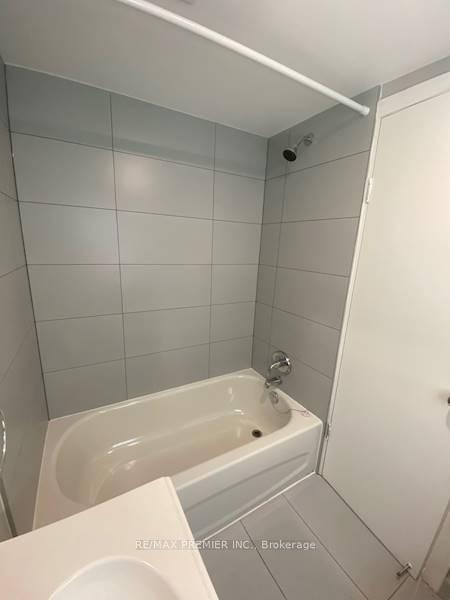 Photo 11 of Unit C, 1126 King Street, Cambridge, Preston South — HOMEH