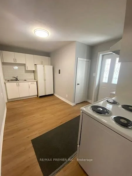 Photo 14 of Unit C, 1126 King Street, Cambridge, Preston South — HOMEH