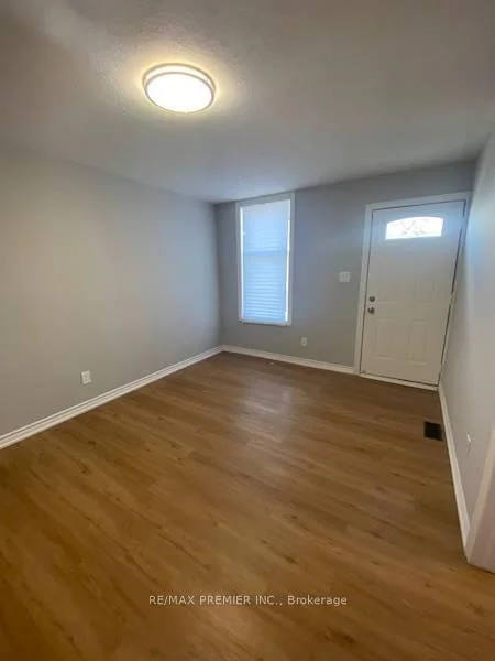 Photo 20 of Unit C, 1126 King Street, Cambridge, Preston South — HOMEH