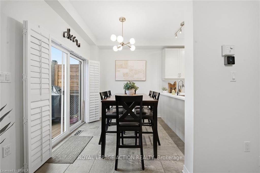 Photo 10 of 10 Cedarville Drive, Hamilton, Stoney Creek — HOMEH