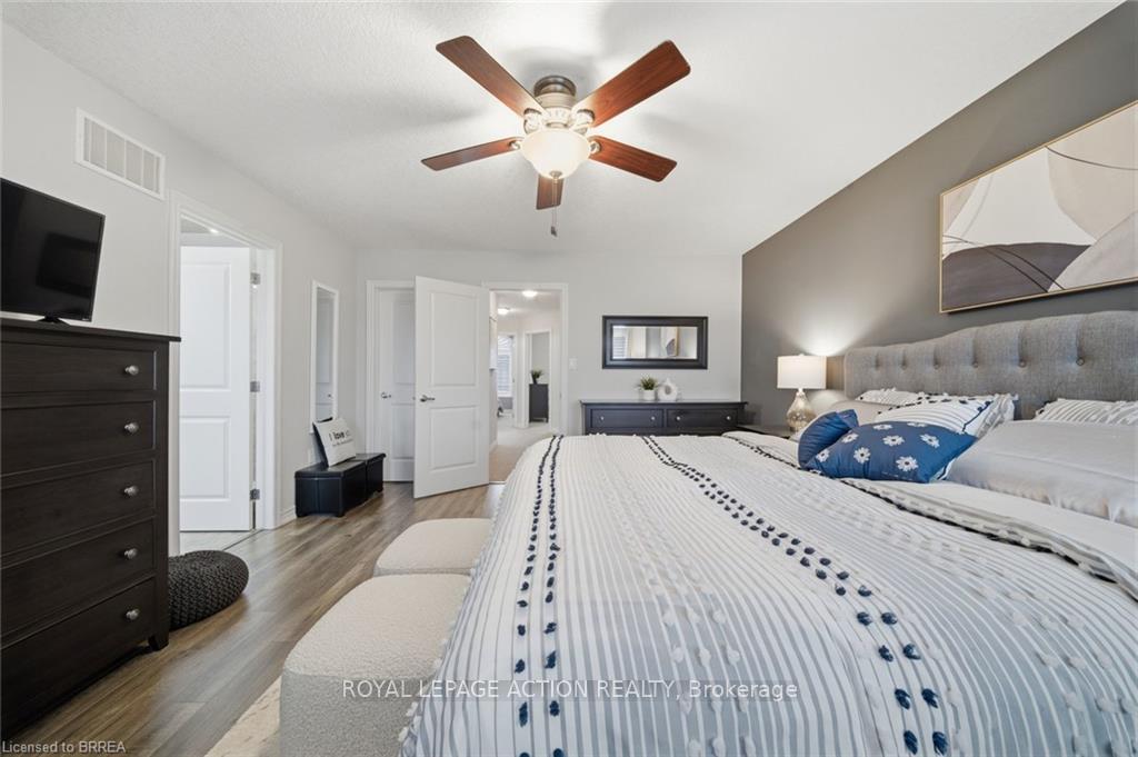 Photo 21 of 10 Cedarville Drive, Hamilton, Stoney Creek — HOMEH
