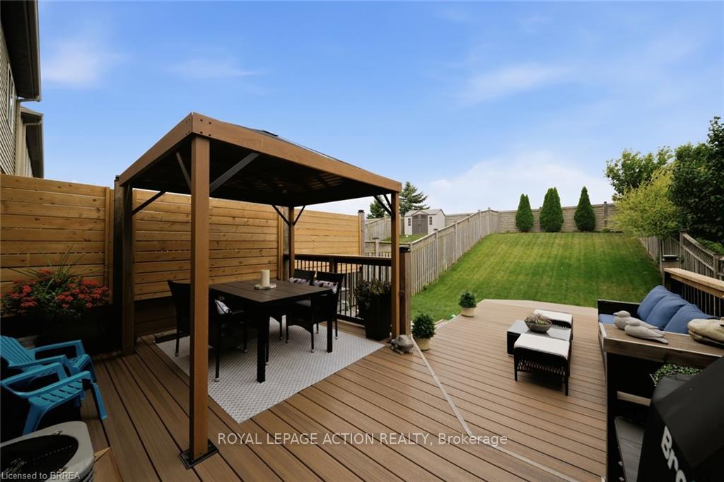 Photo 30 of 10 Cedarville Drive, Hamilton, Stoney Creek — HOMEH