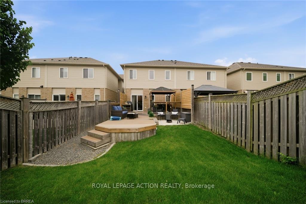 Photo 34 of 10 Cedarville Drive, Hamilton, Stoney Creek — HOMEH