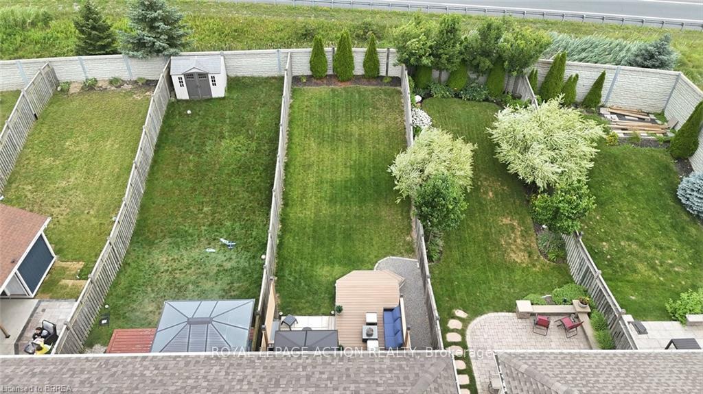 Photo 38 of 10 Cedarville Drive, Hamilton, Stoney Creek — HOMEH