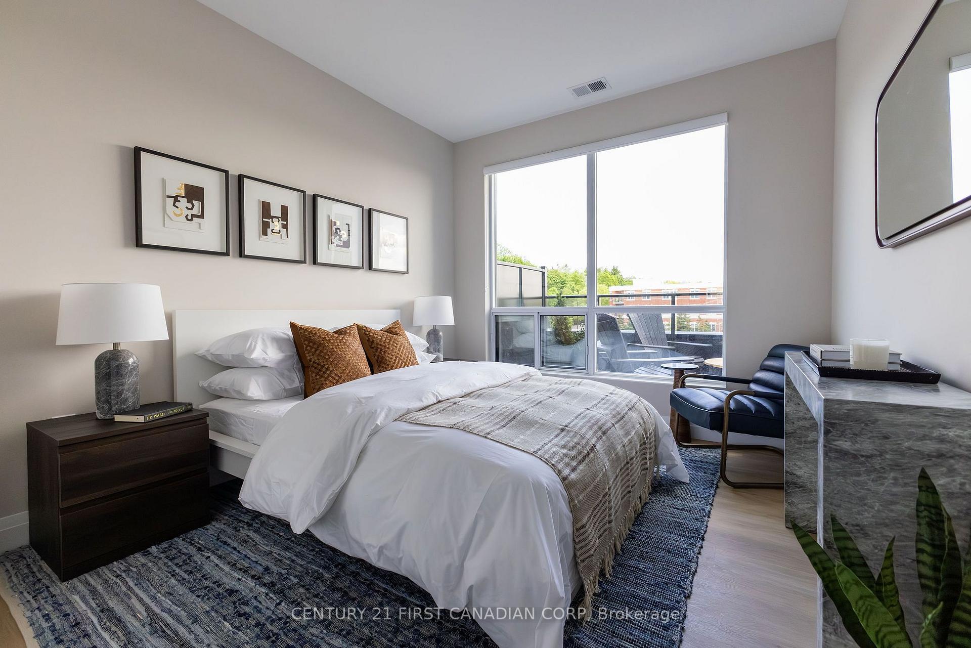 Photo 8 of Unit 320, 230 North Centre Road, London, North B — HOMEH
