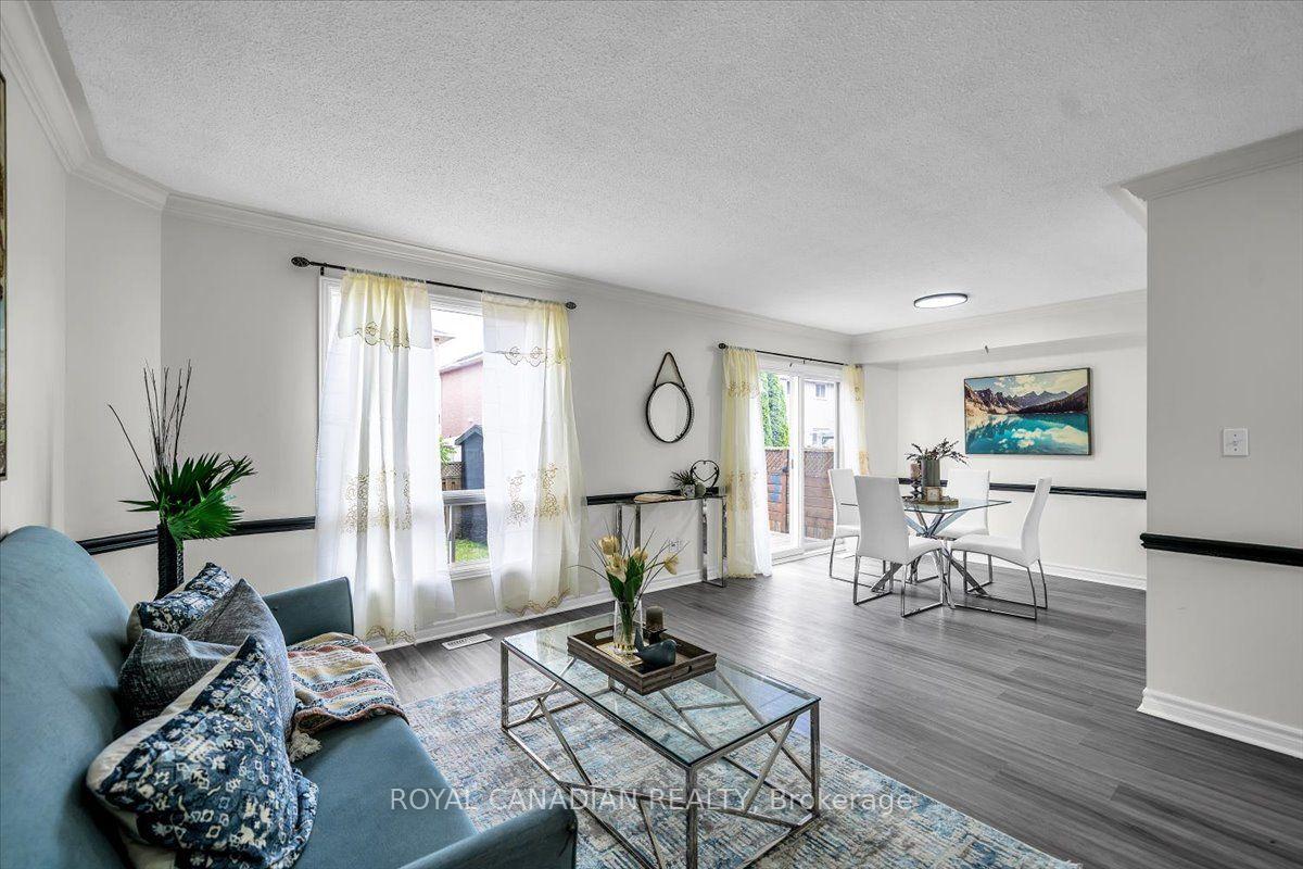 Photo 12 of 72 Short Crescent, Clarington, Courtice — HOMEH