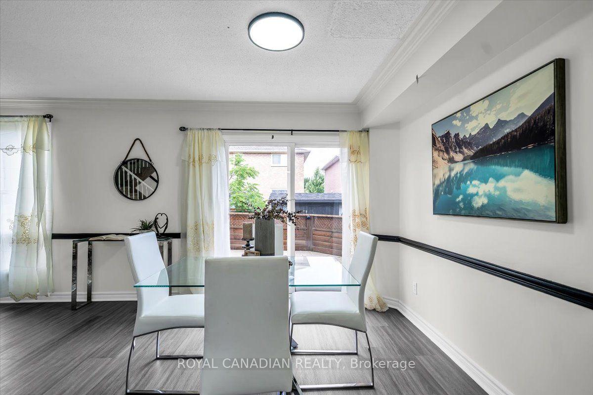 Photo 16 of 72 Short Crescent, Clarington, Courtice — HOMEH