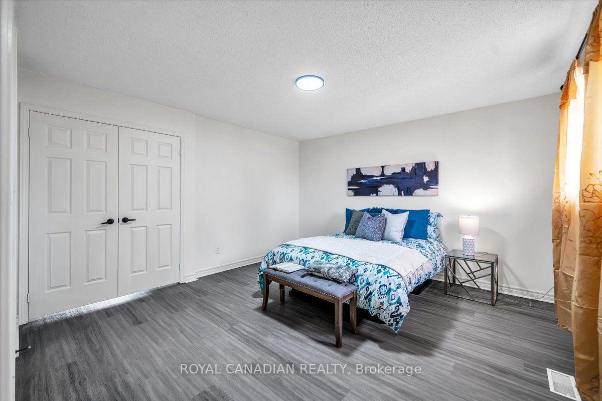 Photo 27 of 72 Short Crescent, Clarington, Courtice — HOMEH