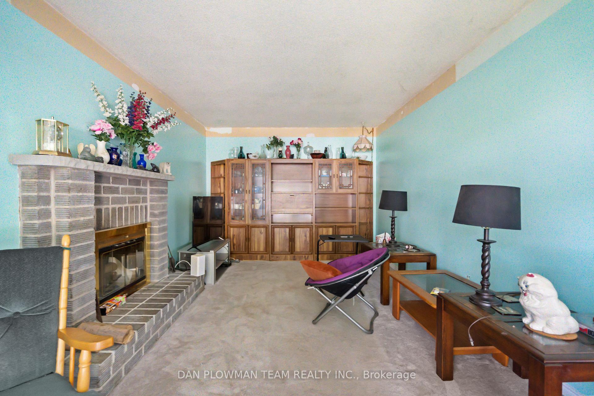 Photo 9 of 84 Long Drive, Whitby, Blue Grass Meadows — HOMEH