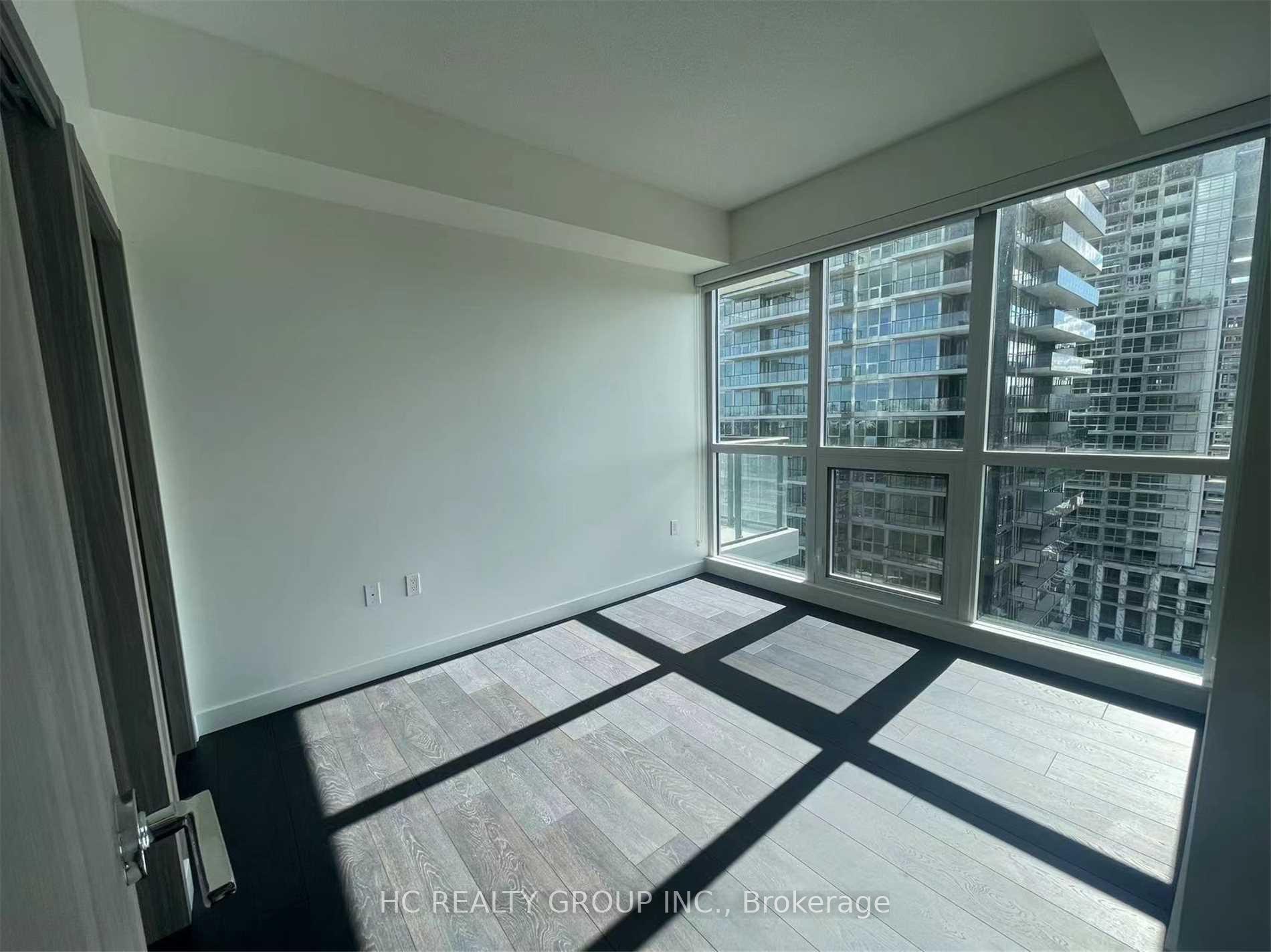 Photo 7 of Unit 1809, 95 Mcmahon Drive, North York, Bayview Village — HOMEH