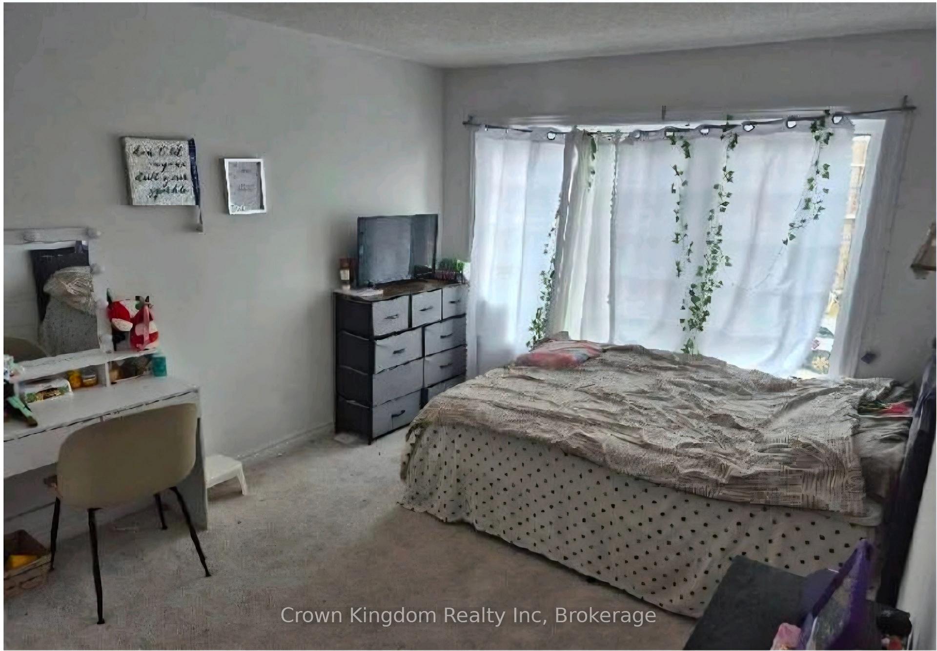 Photo 7 of 2028 Cameron Lott Crescent, Oshawa, Kedron — HOMEH