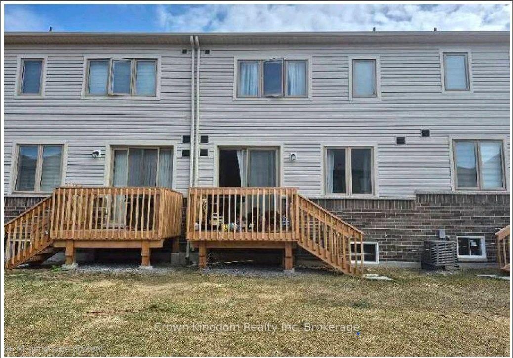 Photo 14 of 2028 Cameron Lott Crescent, Oshawa, Kedron — HOMEH