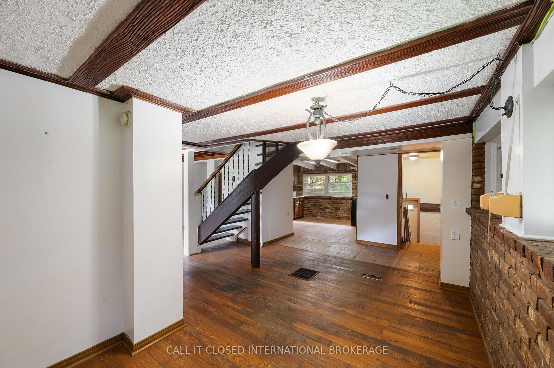 Photo 9 of 12056 Wellington Road, Central Elgin, Rural Central Elgin — HOMEH