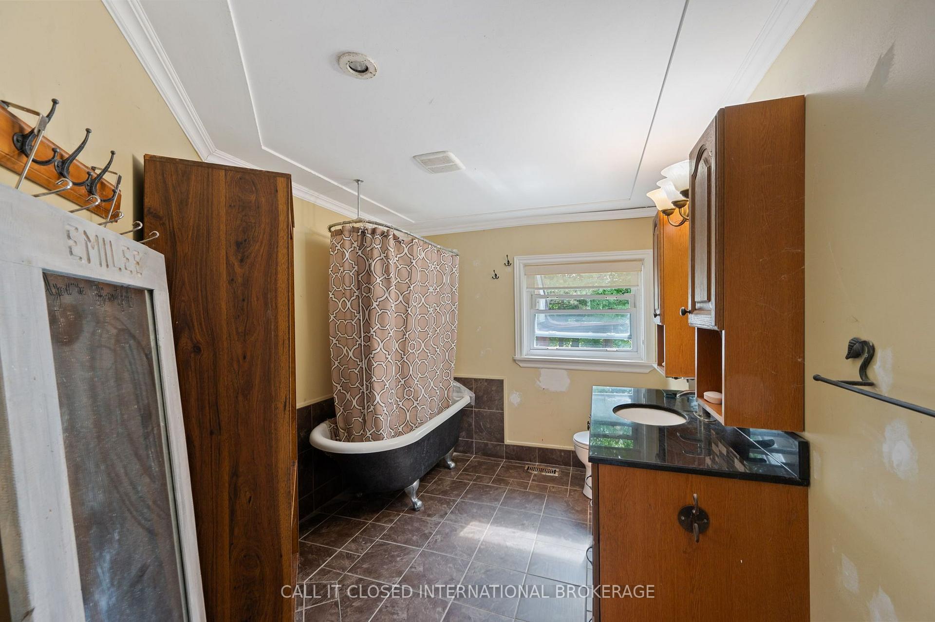 Photo 12 of 12056 Wellington Road, Central Elgin, Rural Central Elgin — HOMEH