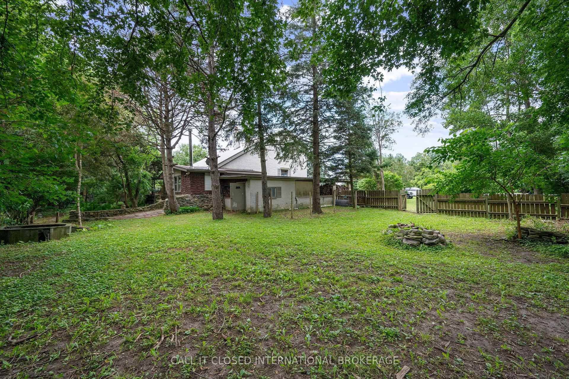 Photo 37 of 12056 Wellington Road, Central Elgin, Rural Central Elgin — HOMEH