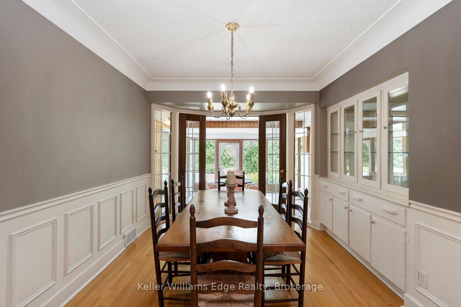 Photo 9 of 2057 Halton Place, Burlington, Brant — HOMEH