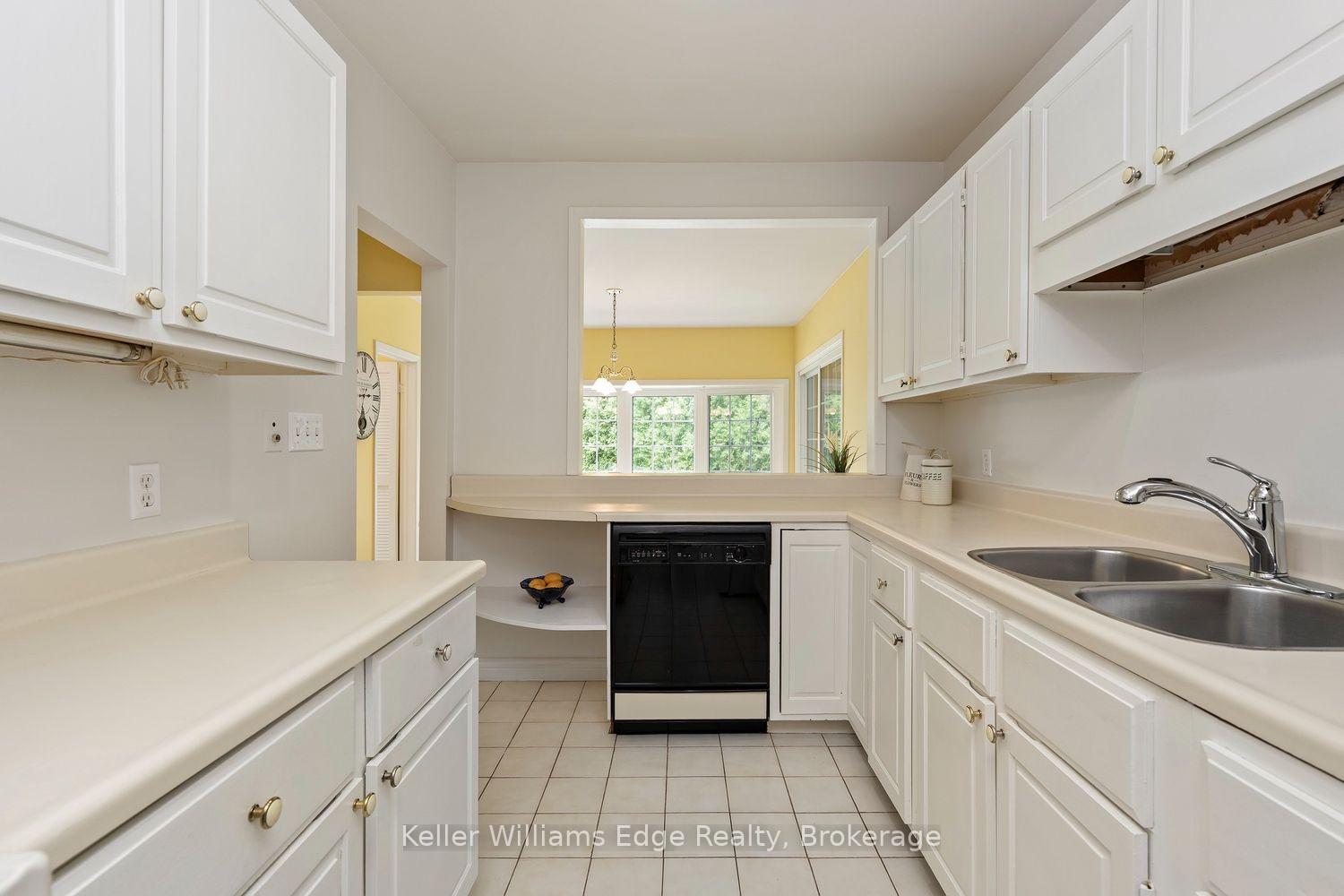 Photo 14 of 2057 Halton Place, Burlington, Brant — HOMEH