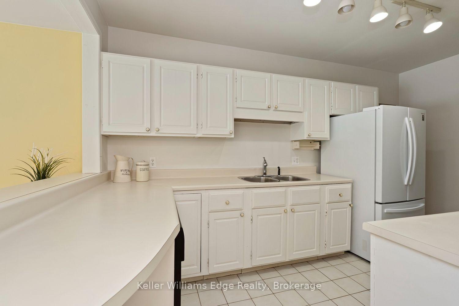 Photo 15 of 2057 Halton Place, Burlington, Brant — HOMEH