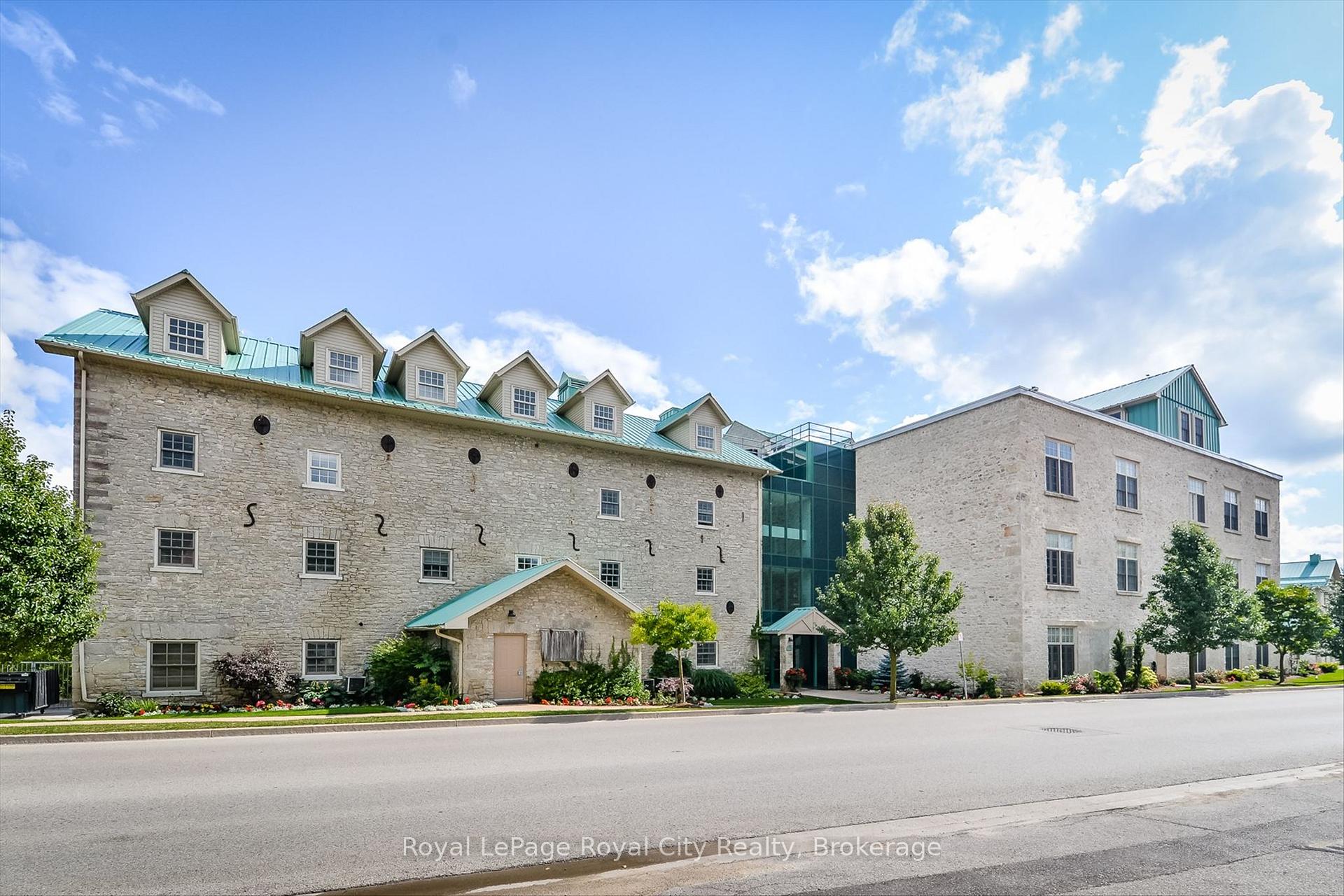Photo 2 of Unit 101, 478 St Andrew Street E, Centre Wellington, Fergus — HOMEH
