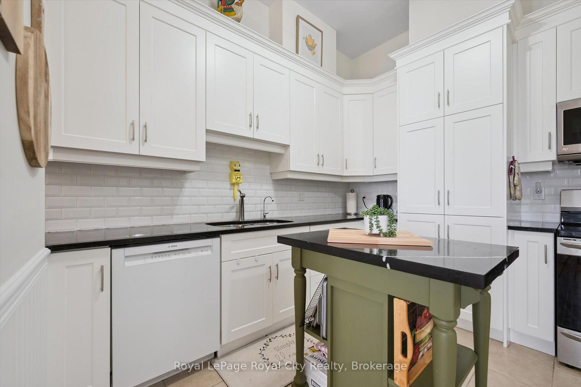 Photo 7 of Unit 101, 478 St Andrew Street E, Centre Wellington, Fergus — HOMEH