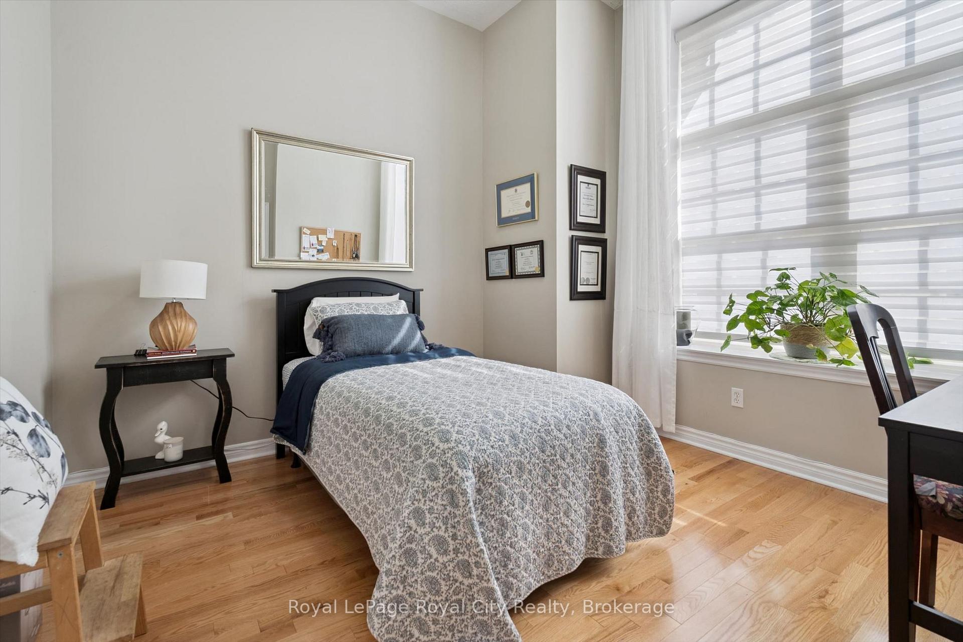 Photo 10 of Unit 101, 478 St Andrew Street E, Centre Wellington, Fergus — HOMEH