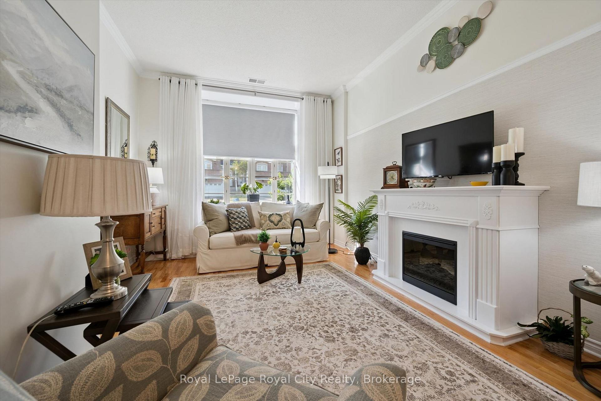 Photo 15 of Unit 101, 478 St Andrew Street E, Centre Wellington, Fergus — HOMEH