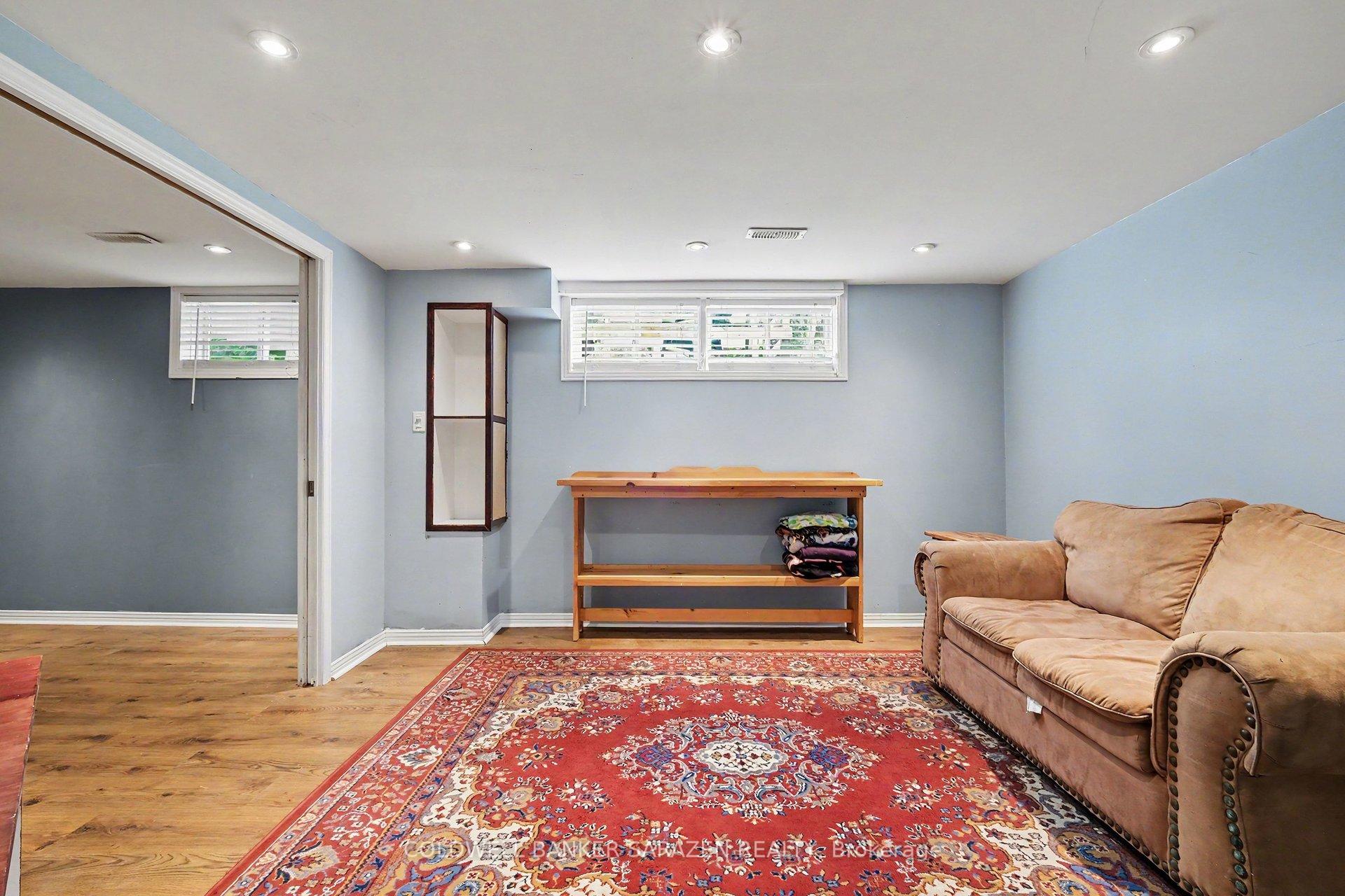 Photo 21 of 34 Downsview Crescent, Ottawa, Tanglewood — HOMEH