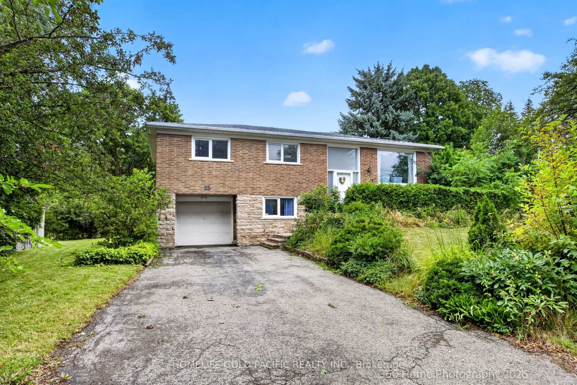 Photo 1 of 25 Houston Crescent, North York, Don Valley Village — HOMEH