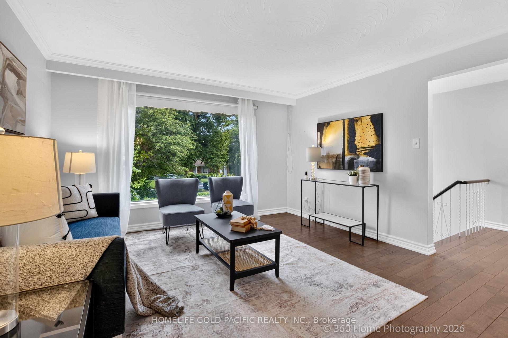 Photo 7 of 25 Houston Crescent, North York, Don Valley Village — HOMEH